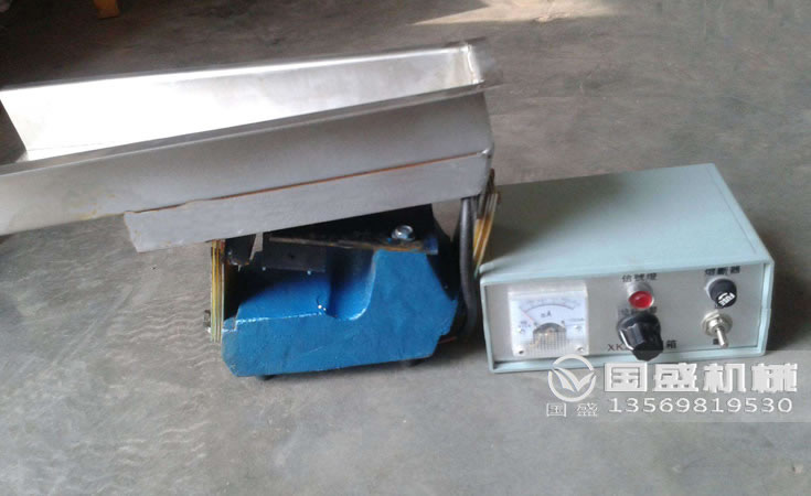 微型電磁振動給料機(jī)